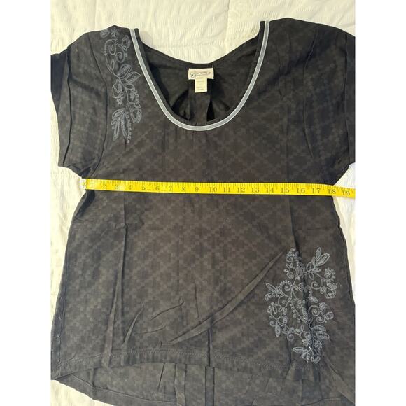 Classic Romantic 100% Cotton Women's Black Blue Gray Floral Embroidered Shirt - Picture 5 of 6